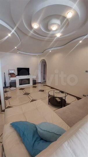 3-к. квартира, 71,8 м², 15/17 эт.