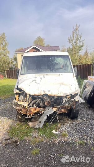 Mercedes-Benz Sprinter 2.2 МТ, 2002, битый, 500 000 км