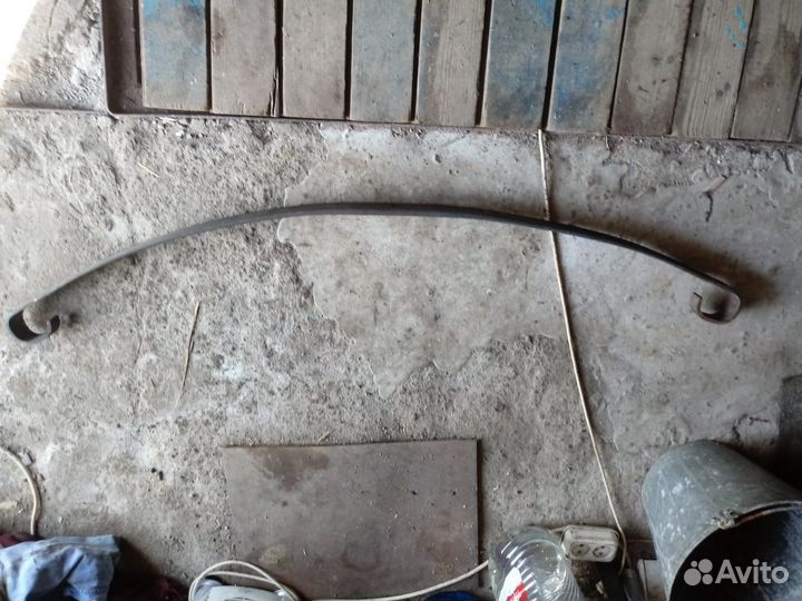 Лист подкоренной на Мерседес 308