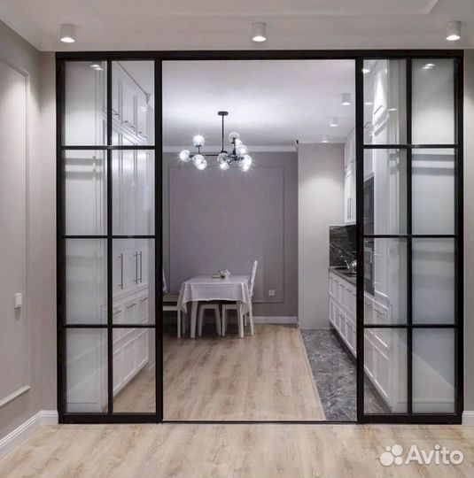 Раздвижная перегородка с матовым стеклом