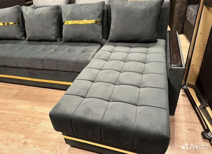 Угловой диван раскладной в наличии не б/у