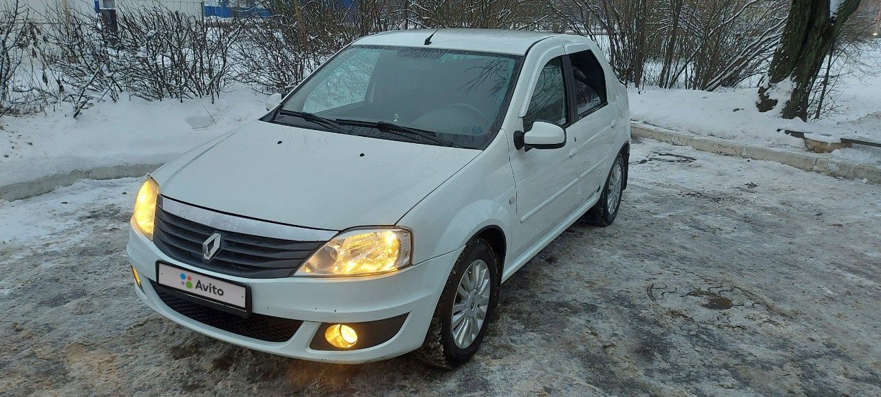 Renault Logan: фото владельца