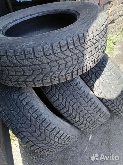 Firestone Winterforce UV 225/70 R16 101S