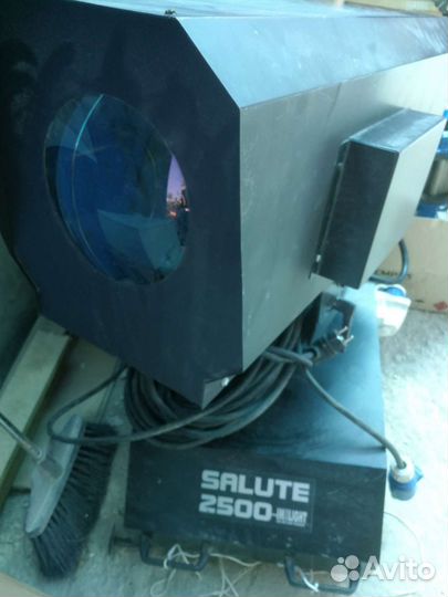 Зенитный прожектор