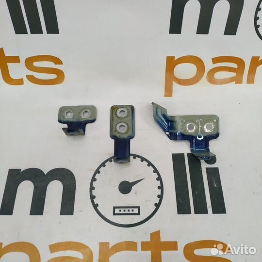 Кронштейн крепления крыла Bmw 520D G30 2019