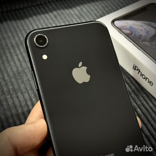 iPhone Xr, 128 ГБ