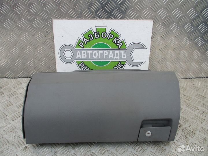 Бардачок Volkswagen Crafter 2011г