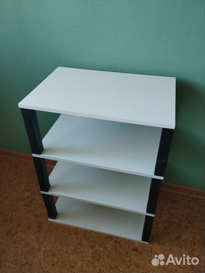 Тумба для аппаратуры