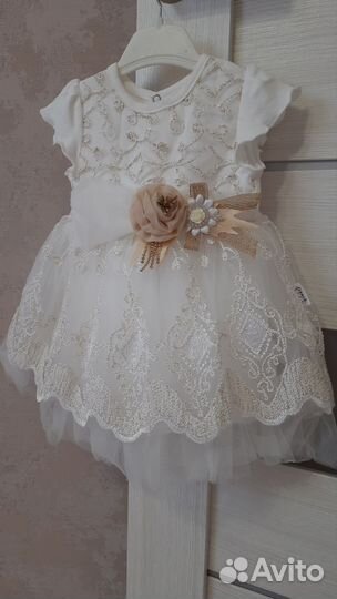 Платье праздничное (новое)