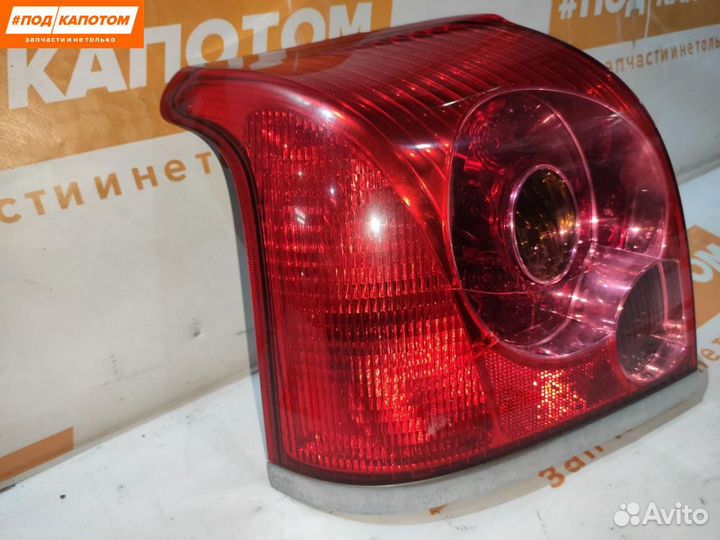 Фонарь задний левый Toyota Avensis 2 (T250) 2004