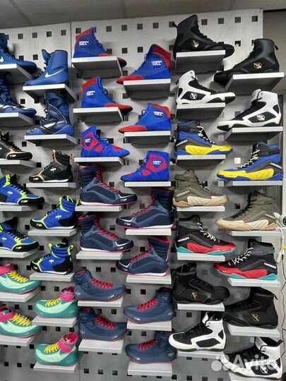 Боксерки, борцовки, кроссовки для фитнеса