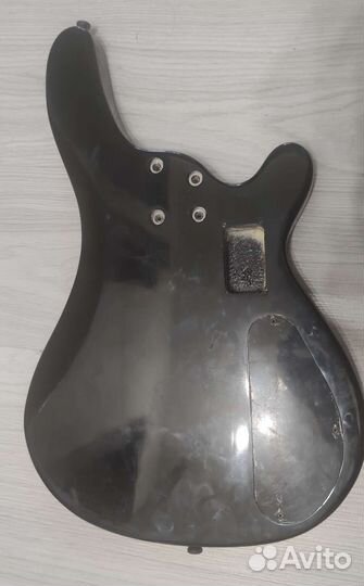 Корпус для левосторонней бас гитары