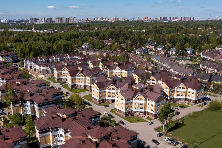 2-к. квартира, 72,9 м², 2/4 эт.