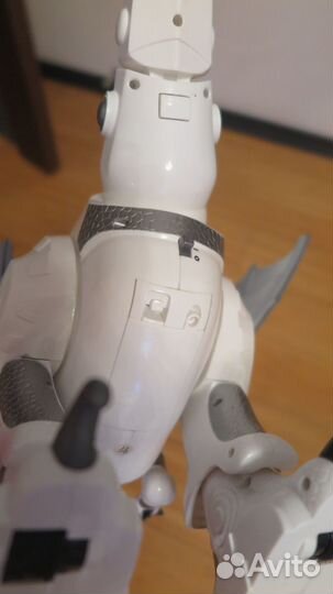 Рoбот динозавра нa пу