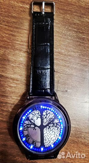 Наручные сенсорные бинарные часы