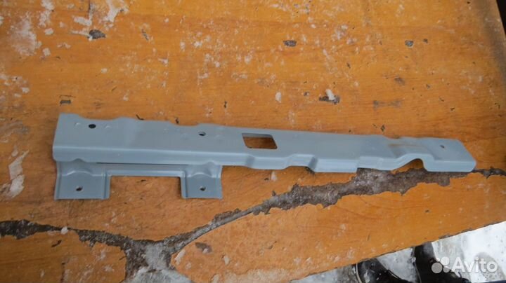 Панель передняя верхняя центральная Chery Indis