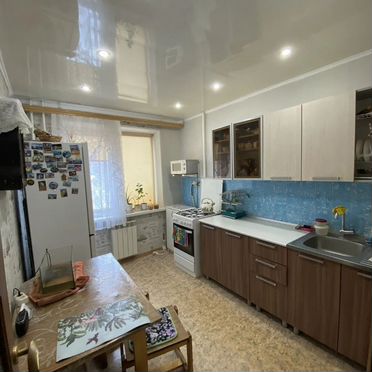 Комната в 3-к., 4/9 эт.