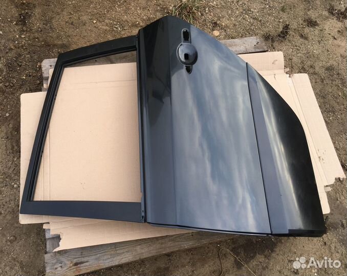 Дверь задняя левая темно серая Рено Колеос