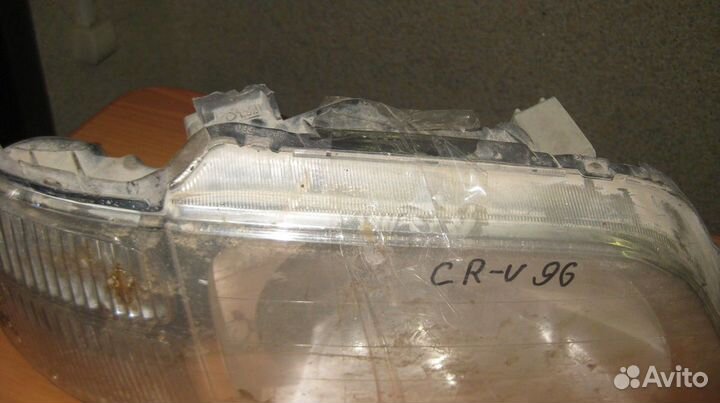 Фара правая Honda CR-V (1996-2001)