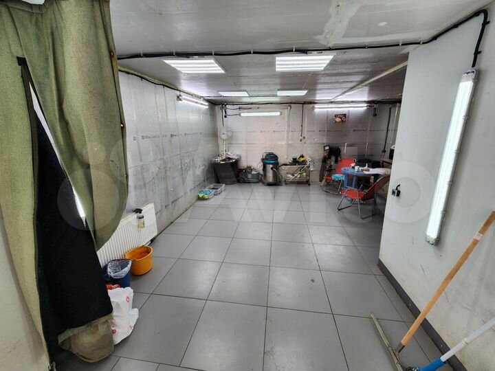 Гараж, > 30 м²