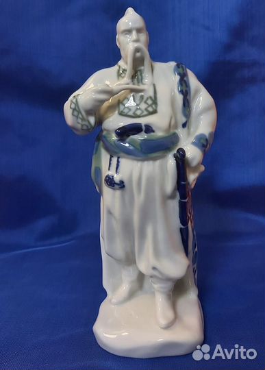 Фарфоровая фигура Тарас Бульба, СССР (1960-1970)