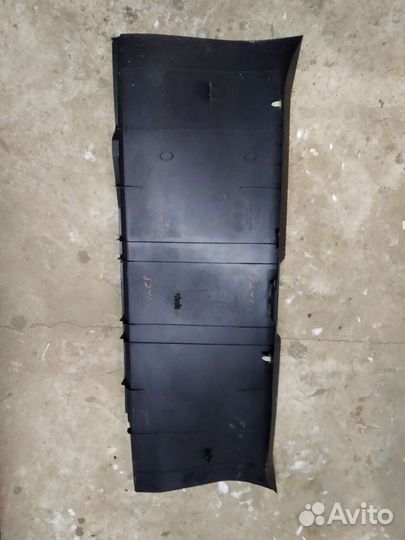 Обшивка багажника Toyota Solara 03-09г