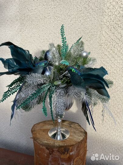 Интерьерная композиция, нов декор, еловые игрушки