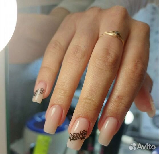 Маникюр Педикюр