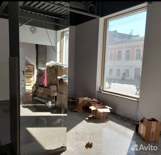 Зеркало для танцевального зала