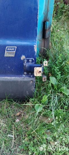 Две задние распашные