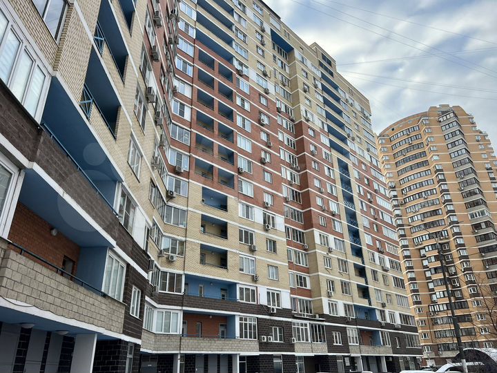 3-к. квартира, 92,2 м², 11/17 эт.