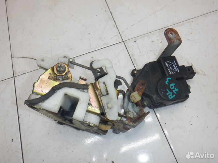 Замок двери задней левой Galant Aspire Legnum