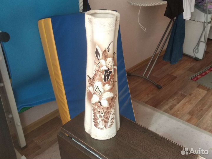 Ваза керамическая для цветов