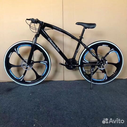 Велосипед BMW