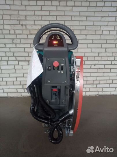 Аренда поломоечной машины tennant t3