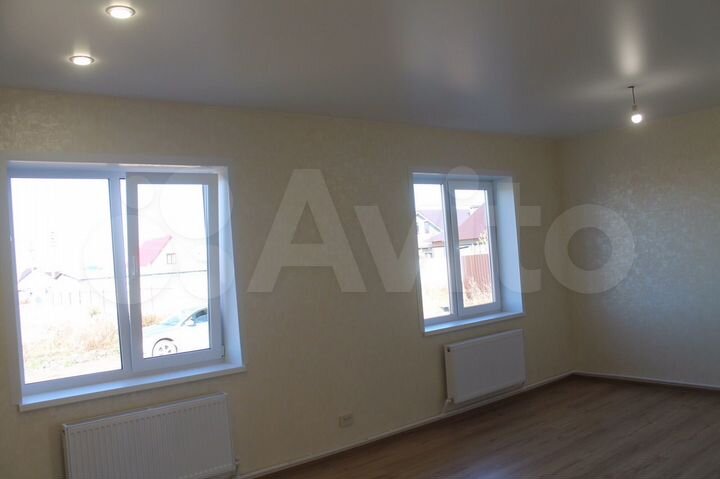 Дом 100 м² на участке 8 сот.