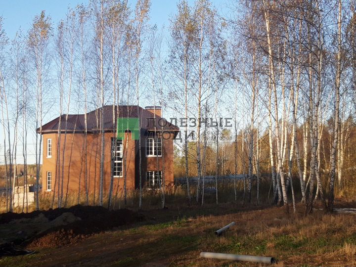 Коттедж 154 м² на участке 10 сот.