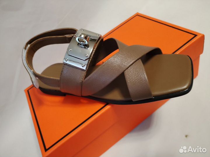 Женские сандали hermes