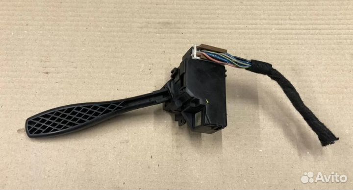 Подрулевой переключатель