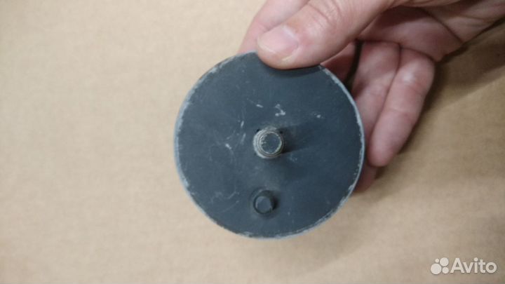 Опора двигателя, левая для Volvo