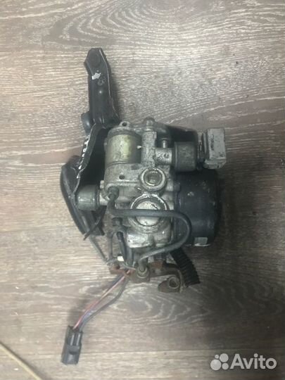 Блок abs передний Toyota Chaser JZX90 1GFE