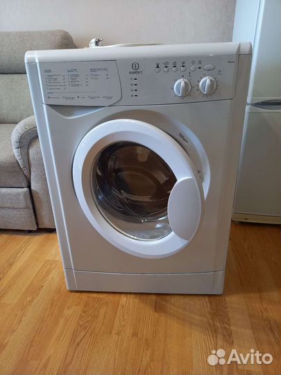 Стиральная машина Indesit wisl105