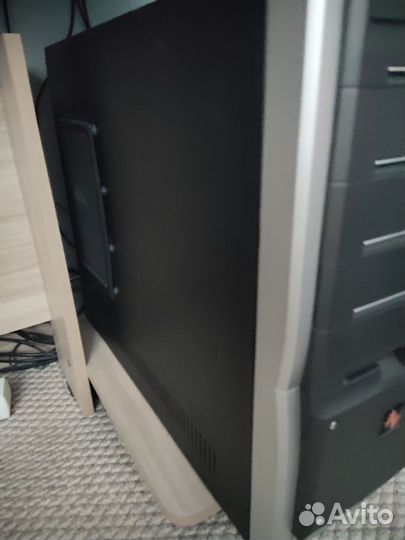 Монитор Philips IPS 24