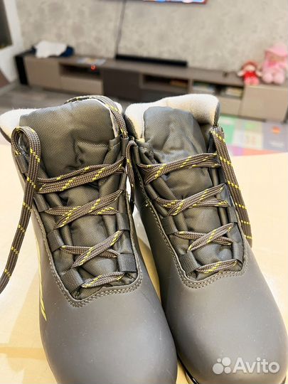 Лыжные ботинки 36 размер