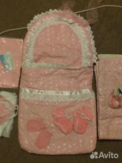 Конверт на выписку отдам за 3 плитки шоколада Милк