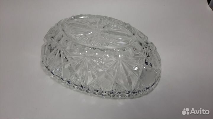 Хрустальная ваза