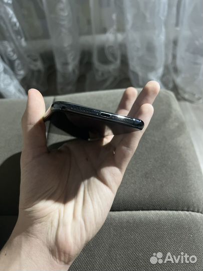 Телефон iPhone xs max 64 gb