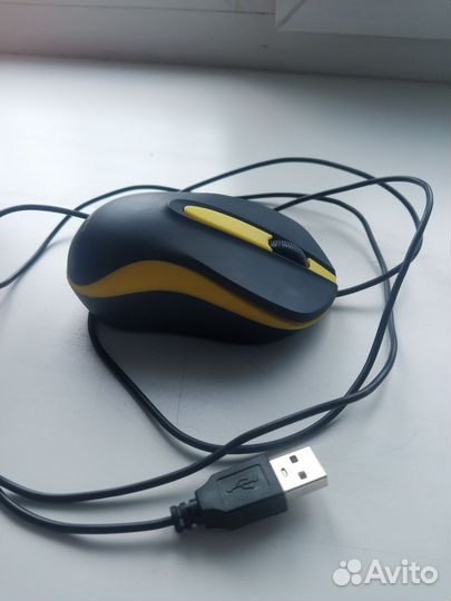 Мышка проводная (сломанной колёсико мыши)