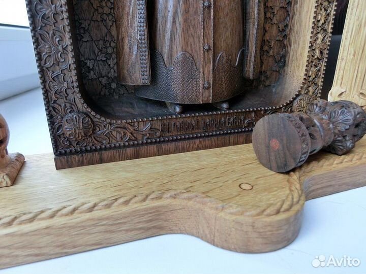 Уникальная резная Икона Святой Елены