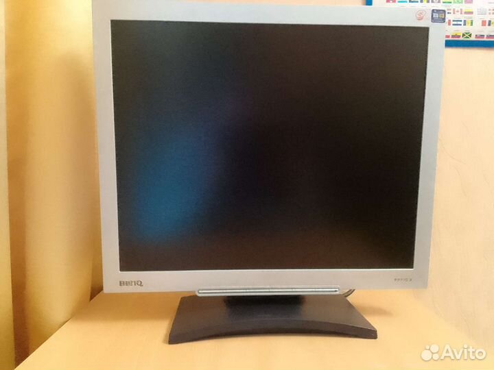 Монитор Benq Q7T4